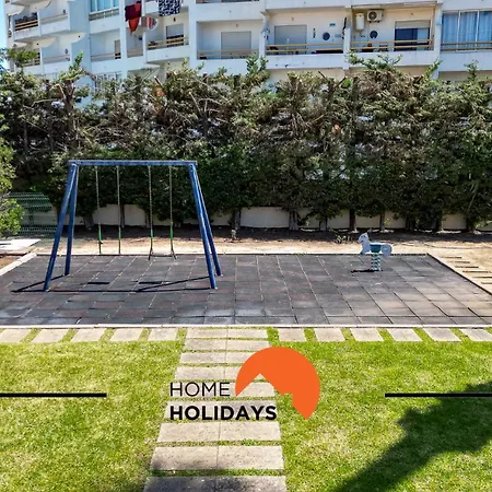 #275 Only Families - A Flor By Holidays Daire *